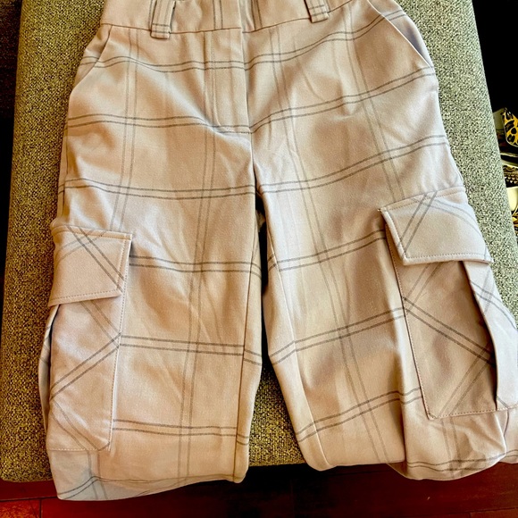 Aritzia pants size 2 - Picture 3 of 9